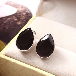 Natural Black Onyx stud earrings